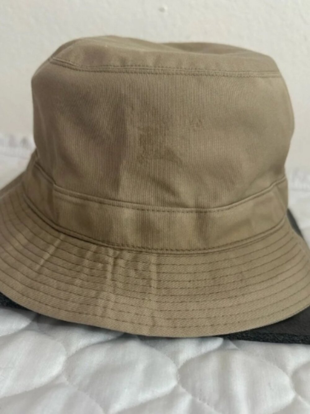 Authentic VTG 90s Burberry Cotton Twill Bucket Hat